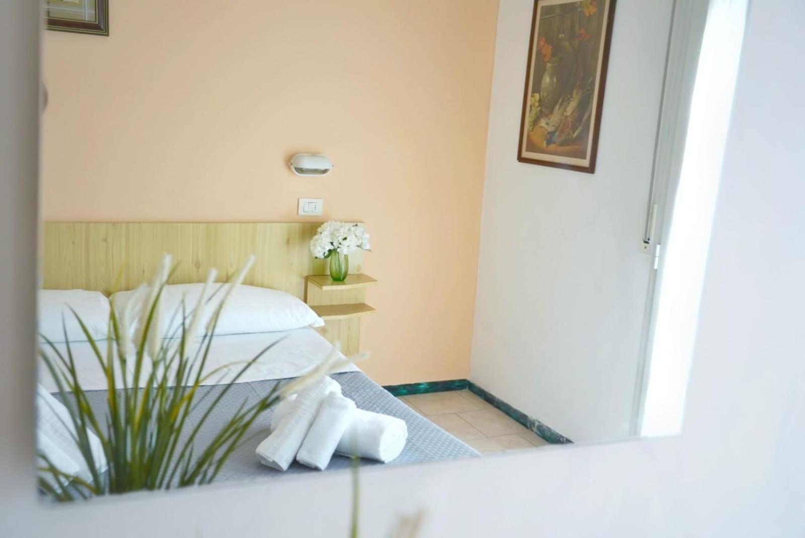 Hotel Malibu Mare Rimini Eksteriør billede